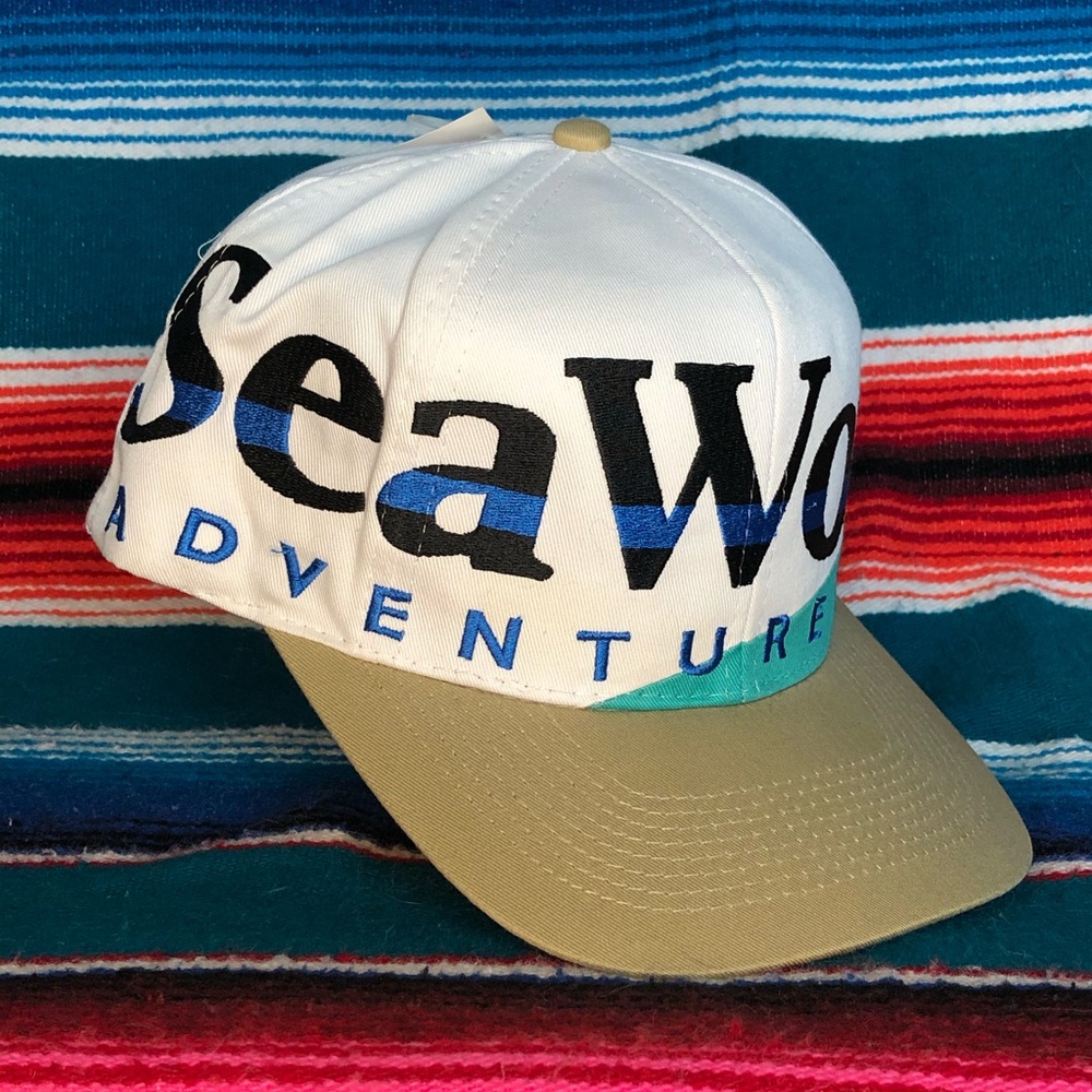 Vintage 90’s Seaworld Snap Back Ball Cap